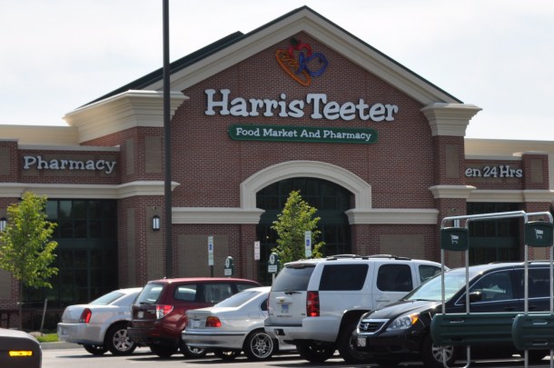 bug man, caterpillars and turf valley 045