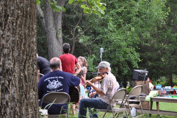 garden and fiddlers 021