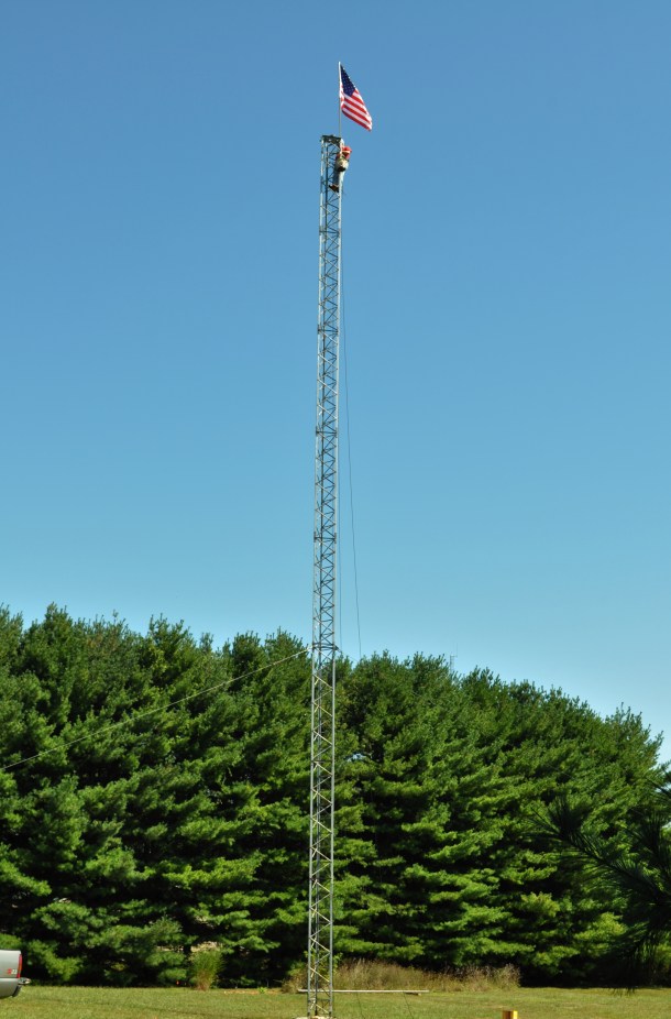 fandf tower flag 047