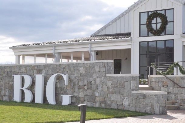 big-cork-and-maple-lawn-008